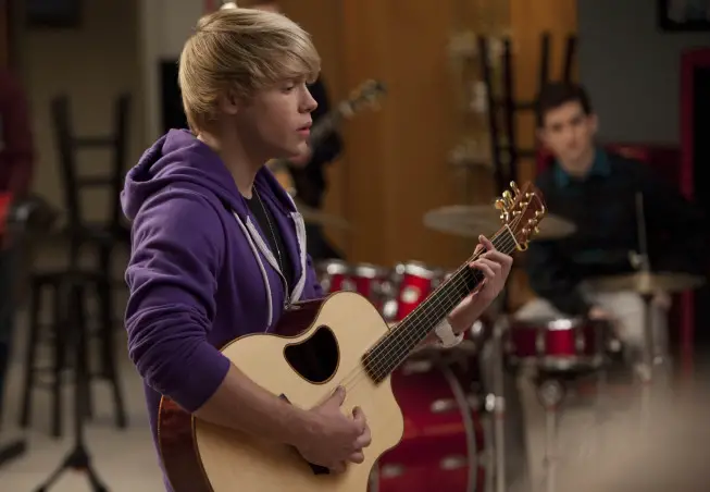 GLEE: Sam (Chord Overstreet) performs in the "Comeback" episode of GLEE airing Tuesday,  Feb. 15 (8:00-9:01 PM ET/PT) on FOX. ©2011 Fox Broadcasting Co. CR: Adam Rose/FOX