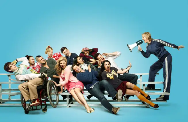 GLEE: New Directions returns on  GLEE premiering Tuesday,  Sept. 21 (8:00-9:00 PM ET/PT) on FOX. Pictured bottom row L-R: Kevin McHale,  Naya Rivera,  Mark Salling,  Jenna Ushkowitz,  Dianna Agron,  Lea Michele and Jane Lynch. Middle row L-R: Jessalyn Gilsig,  Jayma Mays,  Matthew Morrison and Cory Monteith. Top row L-R: Heather Morris,  Chris Colfer and Amber Riley. ©2010 Fox Broadcasting Co. Cr: Patrick Ecclesine/FOX