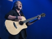 crystal-bowersox-manchester-11