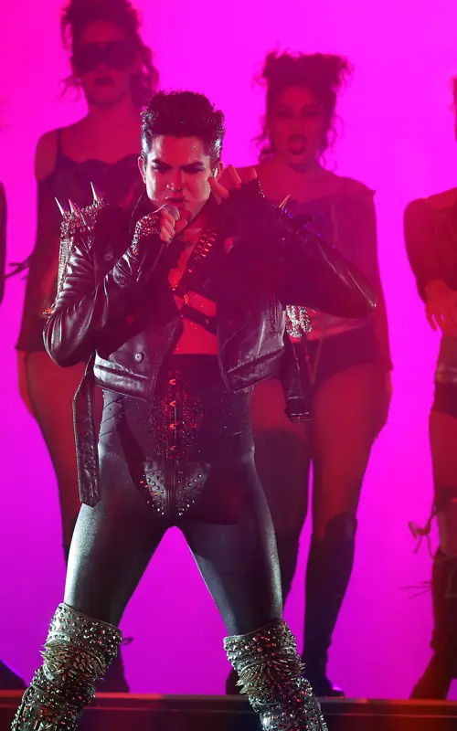 Adam Lambert - Sydney Mardis Gras - VIDEO and PHOTOS.
