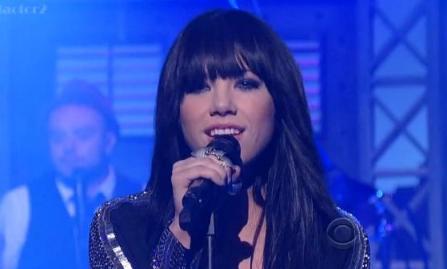 Carly Rae Jepsen - This Kiss - Late Show with David Letterman (VIDEO)