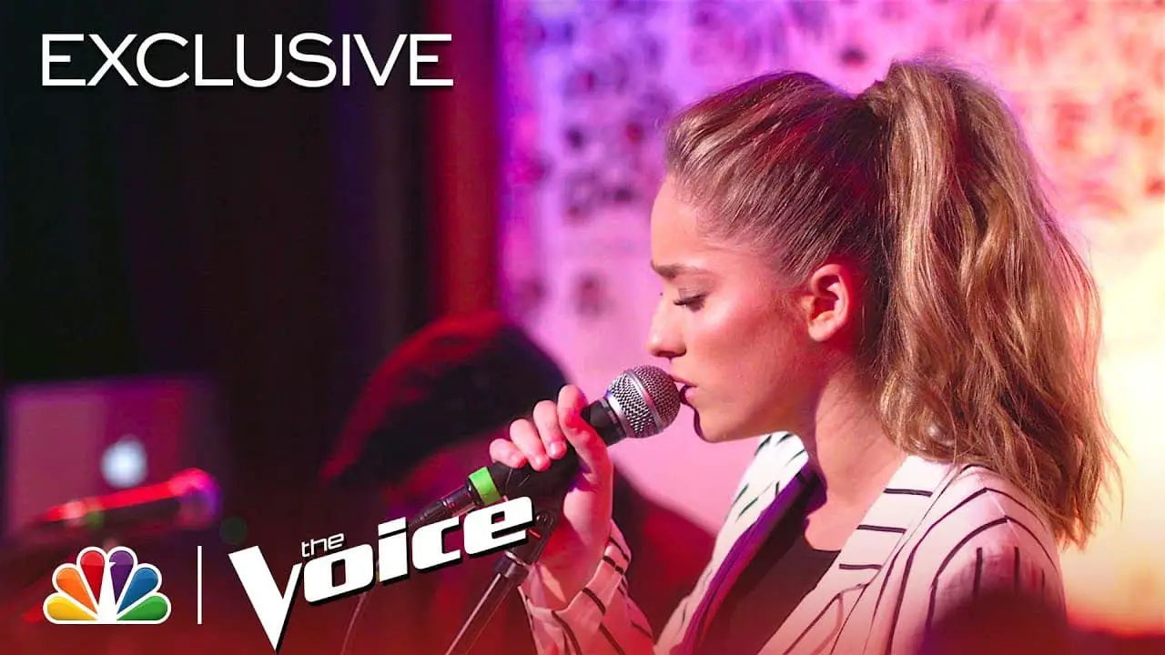 The Voice Brynn Cartelli Sings Use Somebody Team Kelly Clarkson Video