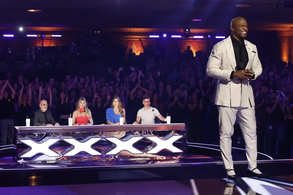 Howie Mandel, Heidi Klum, Sofia Vergara, Simon Cowell, Terry Crews – America's Got Talent 2024