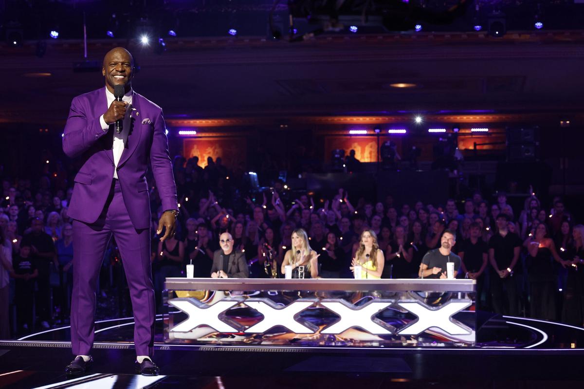 Terry Crews, Howie Mandel, Heidi Klum, Sofia Vergara, Simon Cowell - America's Got Talent 2024