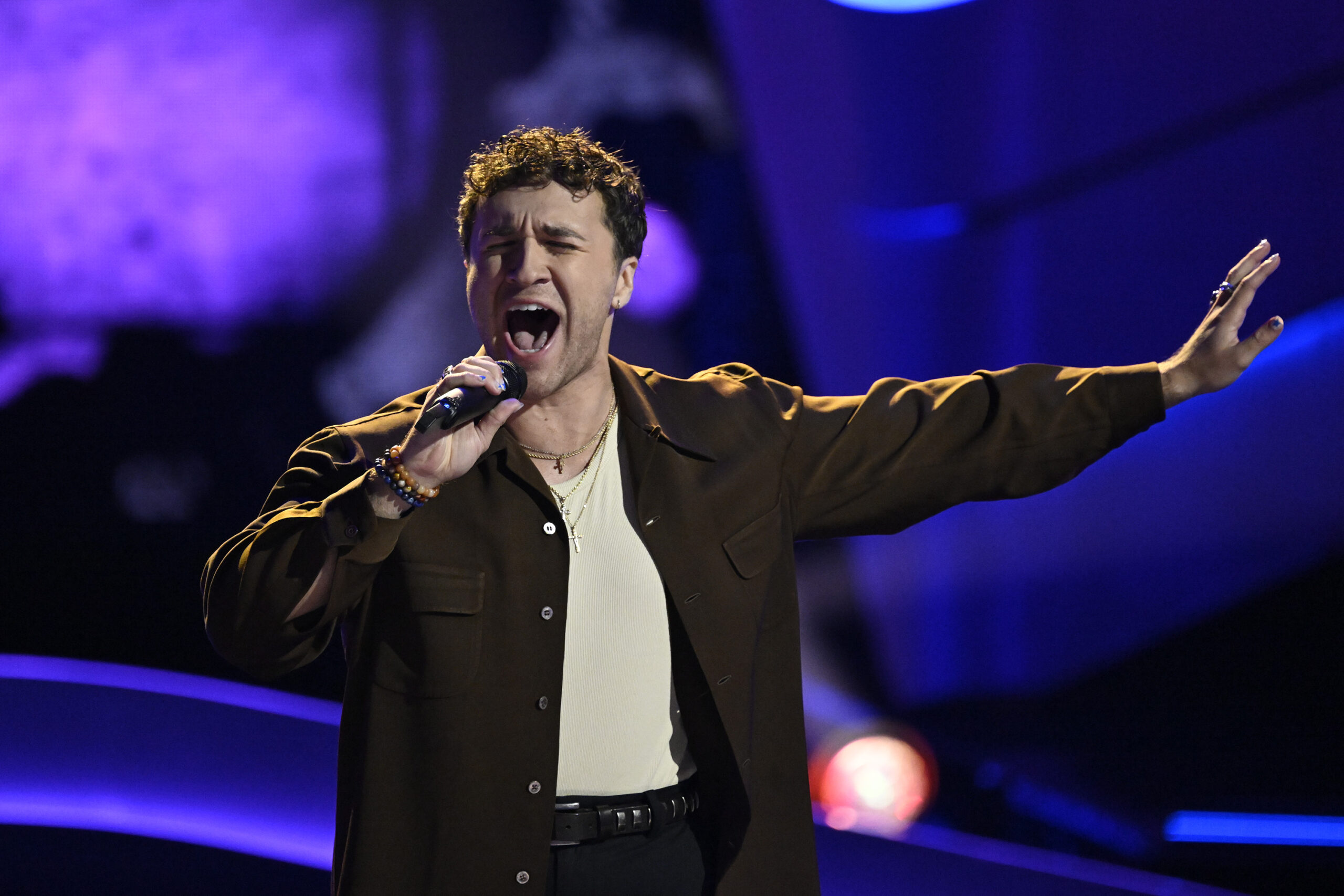 The Voice 26 Watch Jeremy Beloate Impress Panel with Raw Emotion