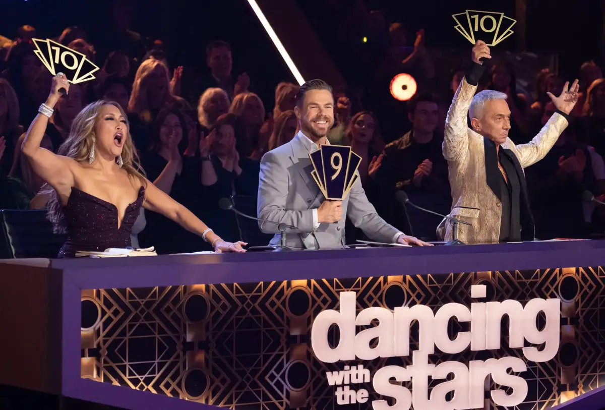 CARRIE ANN INABA, DEREK HOUGH, BRUNO TONIOLI - Dancing with the Stars 33